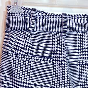 Black‎ & white Plaid Capris - removable Belt